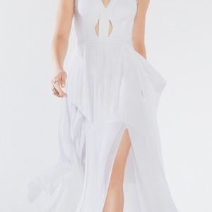Like NEW! BCBGMaxAzria Juliana Gown